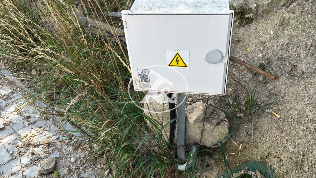 Predaj pozemku na výstavbu 4 RD so sieťami a komunikáciou v atraktívnej lokalite Rača - Popolná ul.