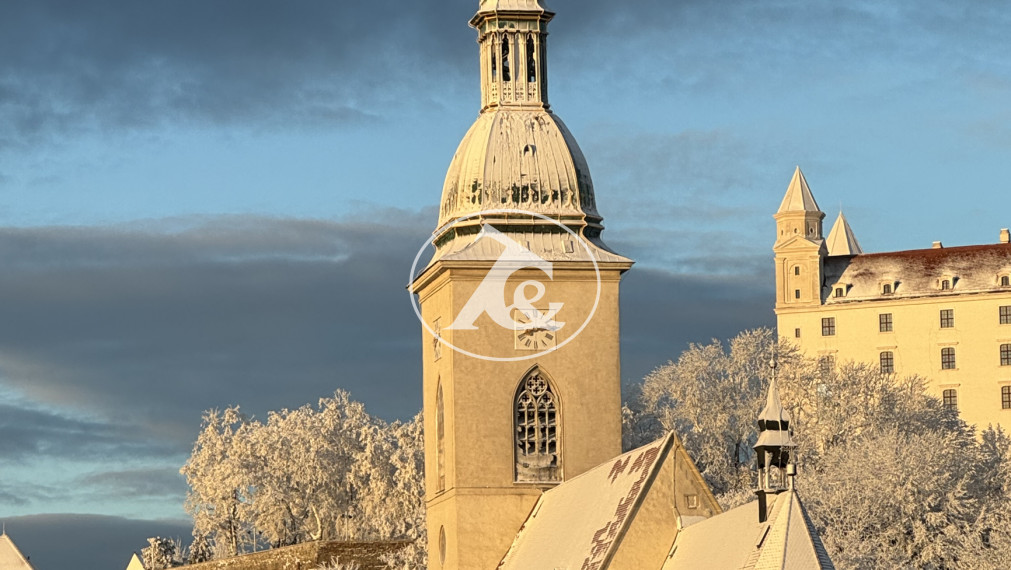 Na predaj 3-izbový byt na Hviezdoslavovom nám. Bratislava