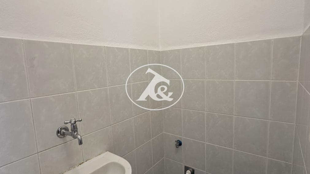 NOVÁ CENA! Štýlový 3-izbový mezonet 85 m² v centre Stupavy – s parkovaním a terasou