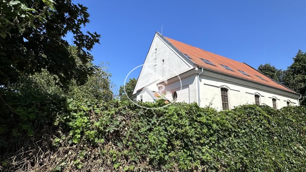 NOVÁ CENA! Štýlový 3-izbový mezonet 85 m² v centre Stupavy – s parkovaním a terasou