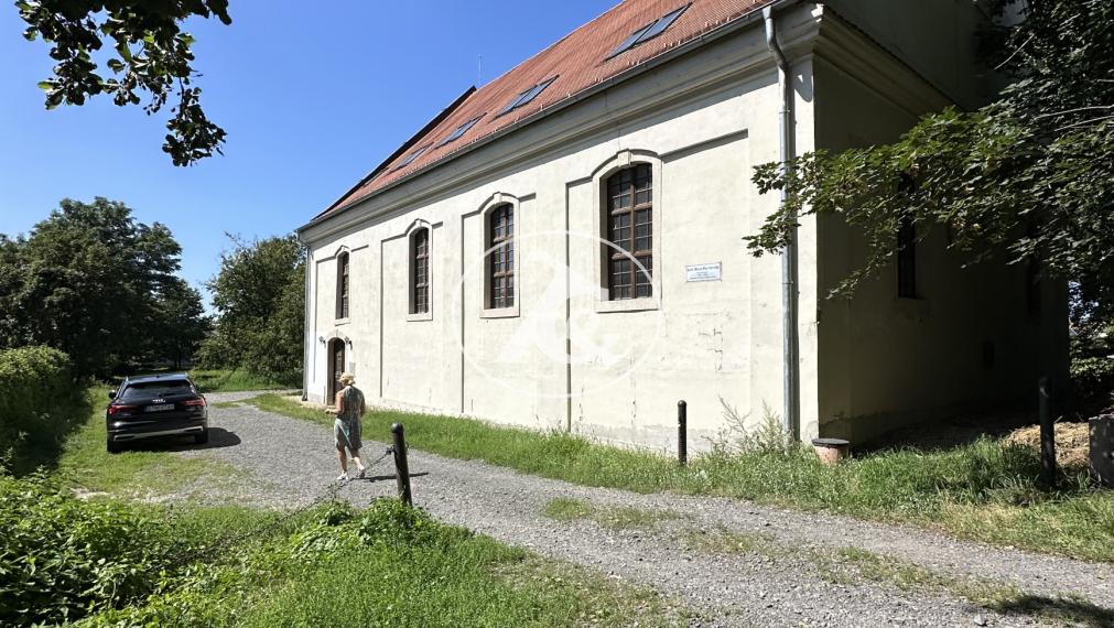 NOVÁ CENA! Štýlový 3-izbový mezonet 85 m² v centre Stupavy – s parkovaním a terasou