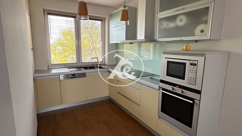 4-izbový mezonet s terasou v Ružinove  na Muškátovej ul. - pre tých, čo chcú viac než len byt