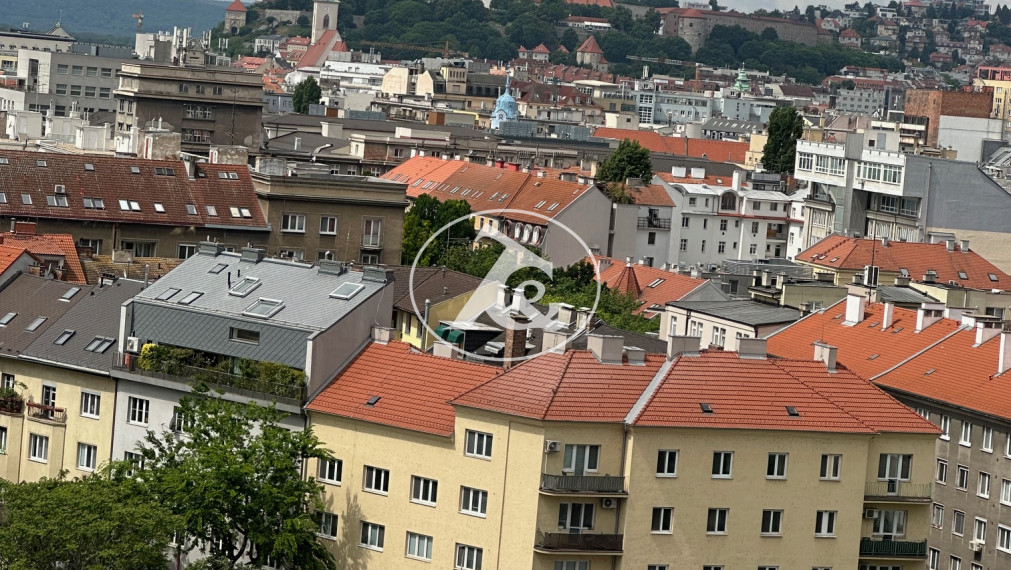 Rodinný 4-izbový byt s ikonickým výhľadom na Bratislavský hrad | SKY PARK 1 by Zaha Hadid