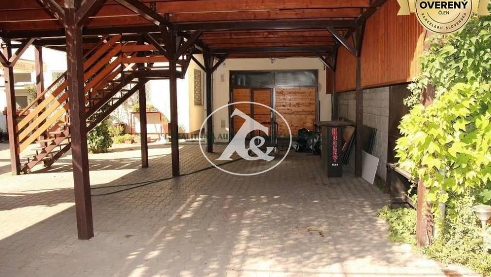 ATRAKTÍVNY KOMERČNÝ PRIESTOR V RUŽINOVE, S POZEMKOM, NIVY-ONDAVSKÁ UL.