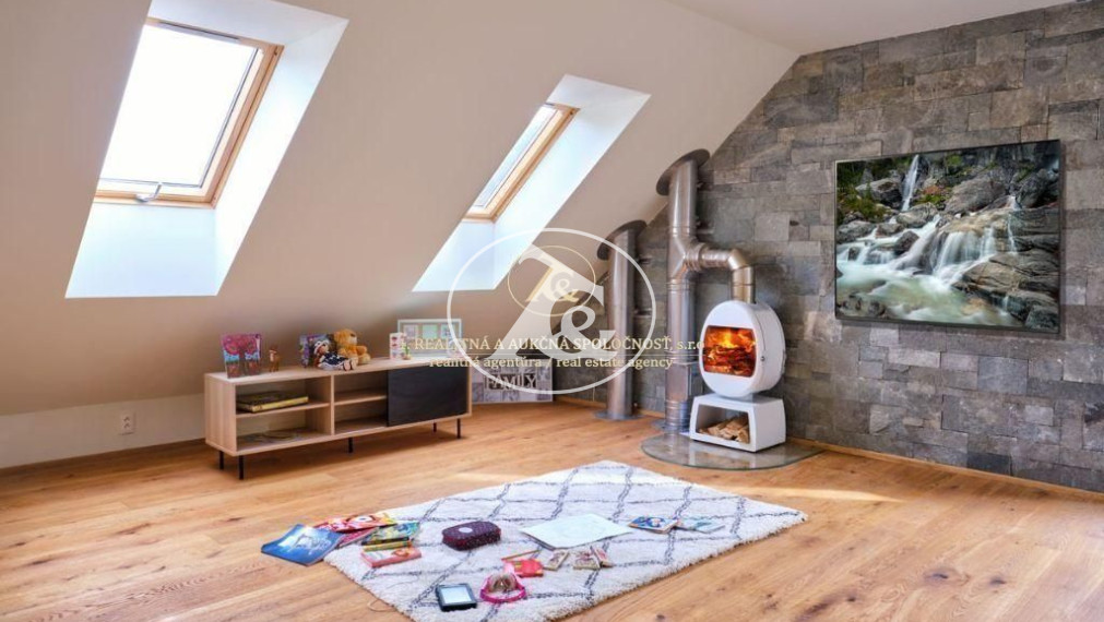 !NAJNIŽŠIA CENA NA TRHU! Apartmán v Mýte pod Ďumbierom na predaj