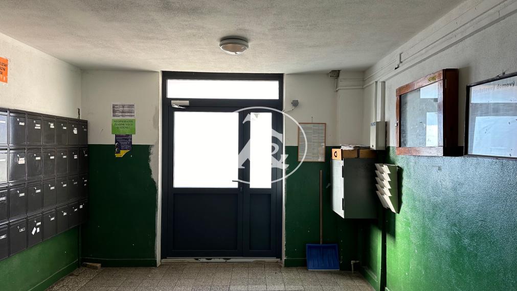 Predaj 2-izb. bytu, Nové Zámky - M.R.Štefánika