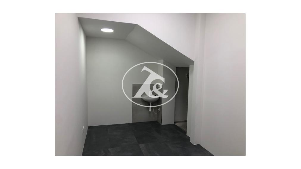 Obchodný priestor 20 m2 na prízemí v AFK !