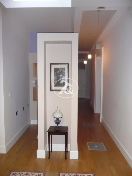 Predaj jedinečného exkluzívneho  5-izbového bytu  s vysokými stropmi na Tolstého ul.