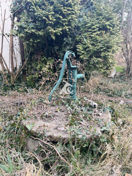 Na predaj veľkorysý pozemok, 5 izbový rodinný dom s hospodárskou časťou