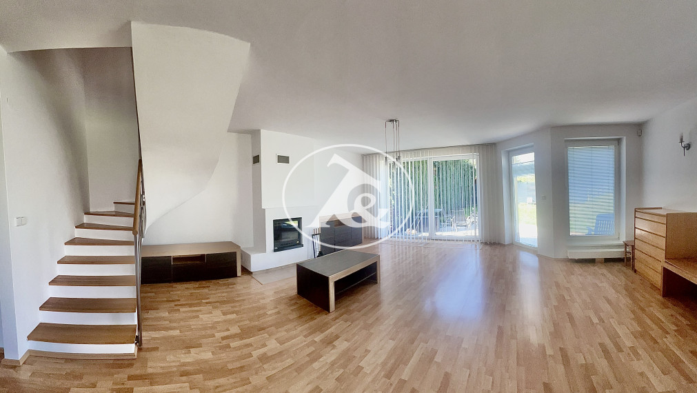 Na PREDAJ rodinný pokoj v srdci Devínskej – krb, záhrada a ticho slepej ulice - PREDANÉ !