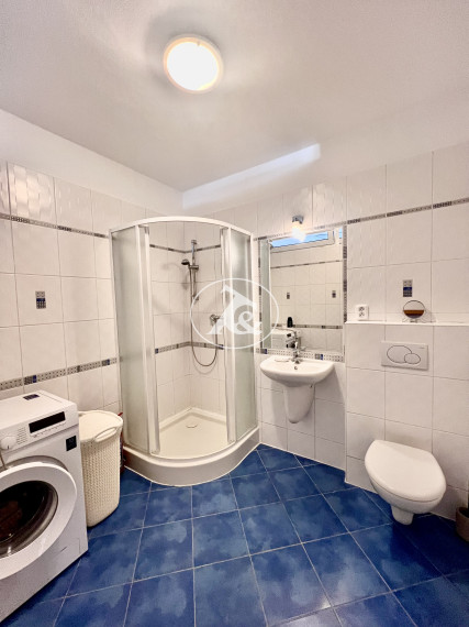 Na PREDAJ rodinný pokoj v srdci Devínskej – krb, záhrada a ticho slepej ulice - PREDANÉ !