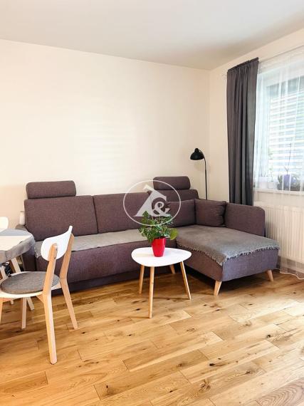 Predaj 2-izbového bytu so záhradkou, parkovaním v Devínskej Novej Vsi - PREDANÉ!