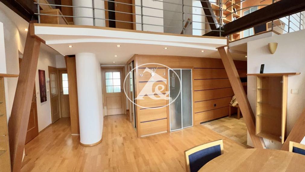 PREDAJ -veľký priestranný mezonet pre rodinu alebo skvelá investícia na Airbnb