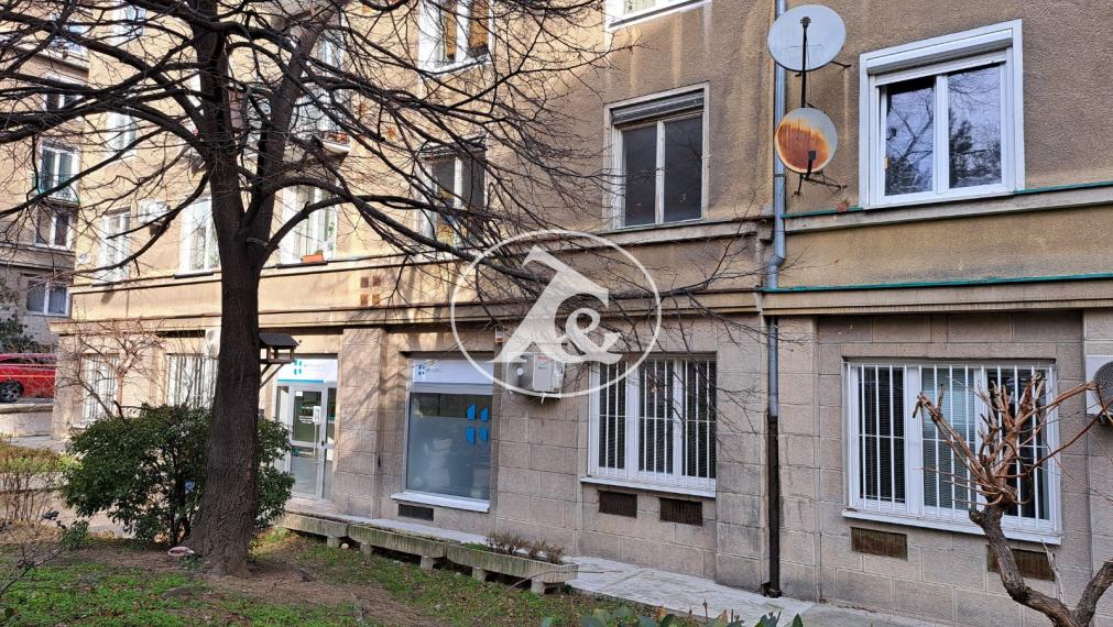 VEĽKÝ NEBYTOVÝ PRIESTOR V STAROM MESTE, 264 M2, POVRAZNÍCKA UL., PRÍZEMIE - VÝBORNÁ LOKALITA