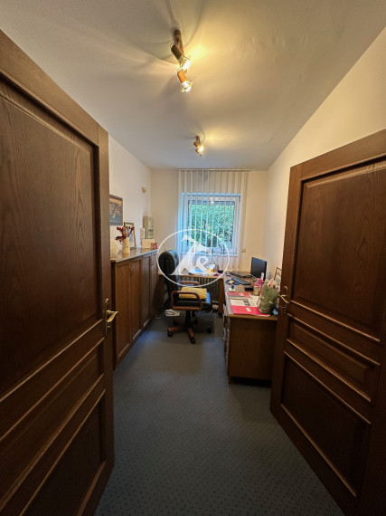 Prenájom kancelárskych priestorov  v atraktívnej lokalite v blízkosti Horského parku