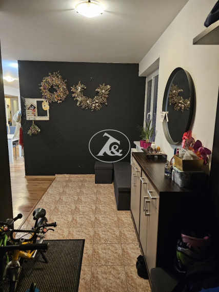 Exkluzívny 4-izbový byt na predaj vo vyhľadávanej rezidenčnej časti mesta RUŽINOV - NIVY - roh Rastislavova a Záhradnícka ul.