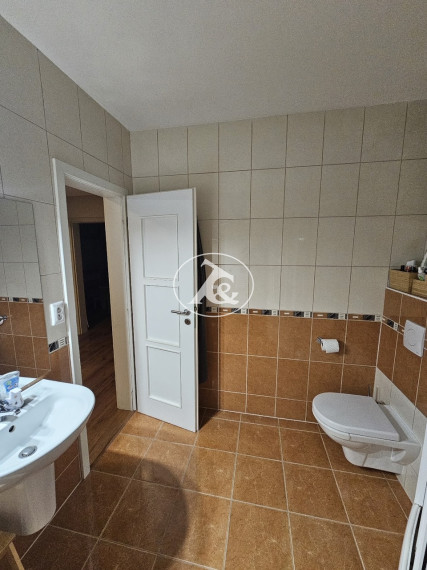 Exkluzívny 4-izbový byt na predaj vo vyhľadávanej rezidenčnej časti mesta RUŽINOV - NIVY - roh Rastislavova a Záhradnícka ul.