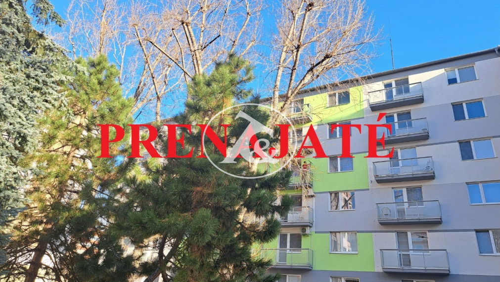 PRÍJEMNÝ, VEĽKÝ 3-IZB.BYT NA TEHELNEJ UL., PO KOMPLETNEJ REKONŠTRUKCII, ZARIADENÝ, NEPRECHODNÉ IZBY,