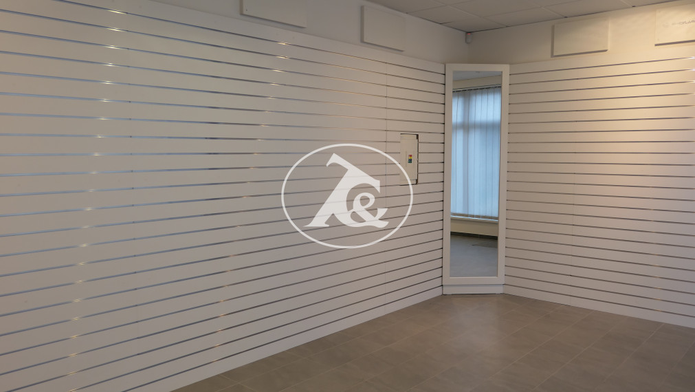 Predaj - obchodný priestorna prízemí o výmere 82,64 m2, Bratislava II, Ružinov/Gagarinova ul.