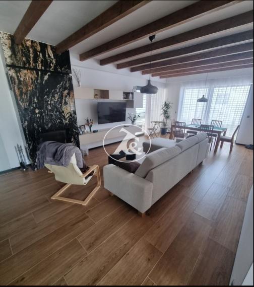 Predaj-4 i R,D bezbarierový, pri Piešťanoch/Moravany nad Váhom, vysoký štandard: klíma, krb, kamerový systém, automatická závlaha, robotické kosenie trávy