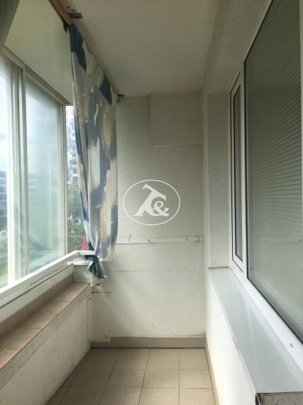 NA PREDAJ 4- izbový byt na Nobelovom námestí v Petržalke