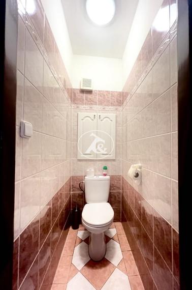 NA PREDAJ 4- izbový byt na Nobelovom námestí v Petržalke