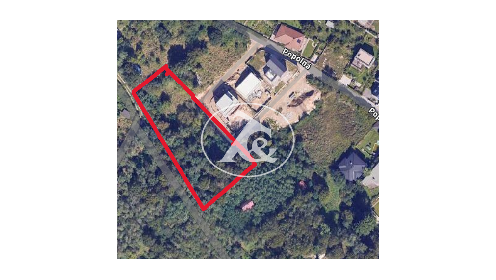 Predaj pozemku na výstavbu 4 RD so sieťami a komunikáciou v atraktívnej lokalite Rača - Popolná ul.
