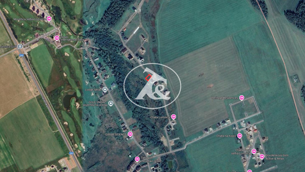 ATRAKTÍVNY POZEMOK S PRIAMYM VSTUPOM NA GOLFOVÉ IHRISKO, NÁDHERNÉ VÝHĽADY NA PANORÁMU VYSOKÝCH TATIER, KRÁĽOVU HOLU