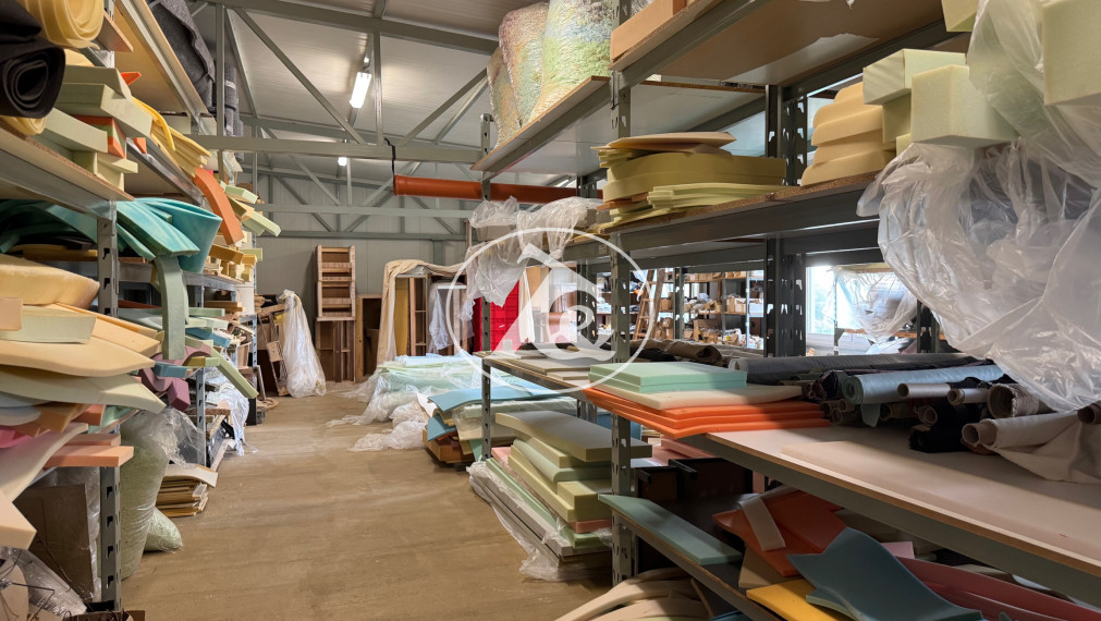 Polyfunkčná budova – obchod, služby, výroba, sklady