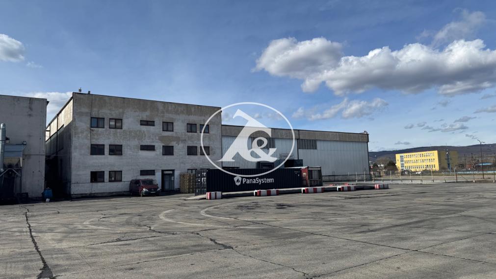 Prenájom nezateplenej haly 648 m2 - výroba. sklad...