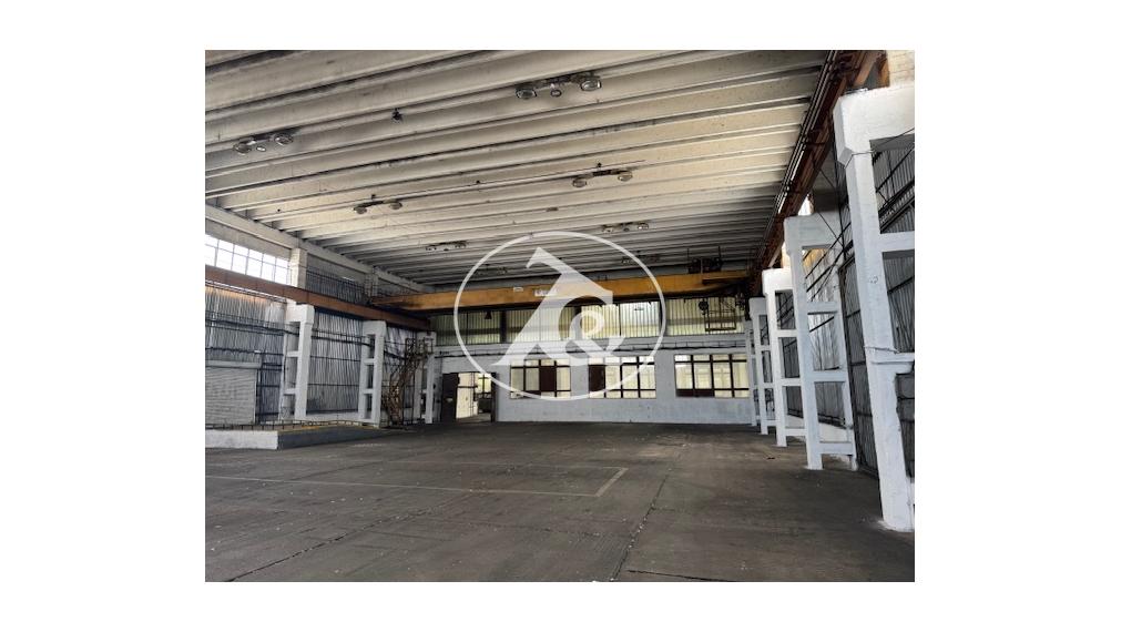 Prenájom nezateplenej haly 1152 m2 - výroba. sklad...