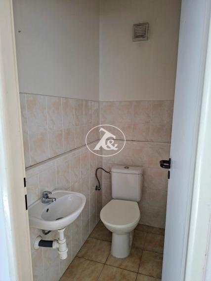 KOMERČNÝ PRIESTOR O VÝMERE 187 M2 S VÝKLADMI DO ULICE - VYSOKÁ UL., STARÉ MESTO