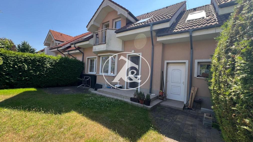 PRENÁJOM NÁDHERNÉHO 4,5-IZB. 2-PODLAŽNÉHO RODINNÉHO DOMU S GARÁŽOU A ZÁHRADOU V TICHOM PROSTREDÍ (CHORVÁTSKY GROB)