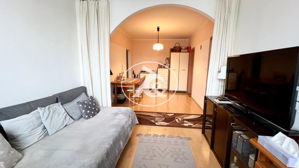 PREDAJ ATRAKTÍVNEHO 3-IZB. BYTU S LOGGIOU V PROSTREDÍ PLNOM ZELENE V BLÍZKOSTI JAZERA DRAŽDIAK(PETRŽALKA-ZNIEVSKA UL)