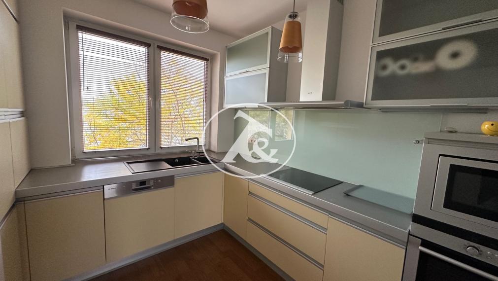 4-izbový mezonet s terasou v Ružinove  na Muškátovej ul. - pre tých, čo chcú viac než len byt