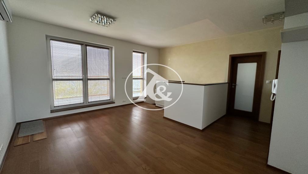 4-izbový mezonet s terasou v Ružinove  na Muškátovej ul. - pre tých, čo chcú viac než len byt