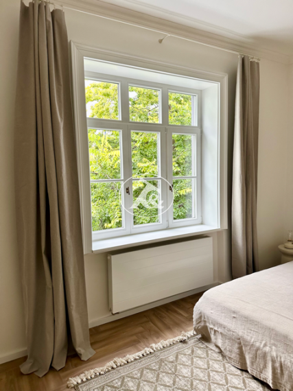 Štýlový, kompletne zrekonštruovaný 3-izbový byt na prenájom v centre Bratislavy – Námestie 1. mája