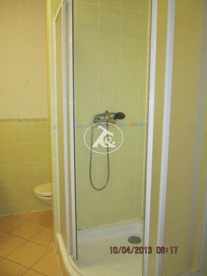 PRÍJEMNÝ TICHÝ 2-IZB.BYT V NOVOSTAVBE NA TOMAŠIKOVEJ UL., ZARIADENÝ, LOGGIA