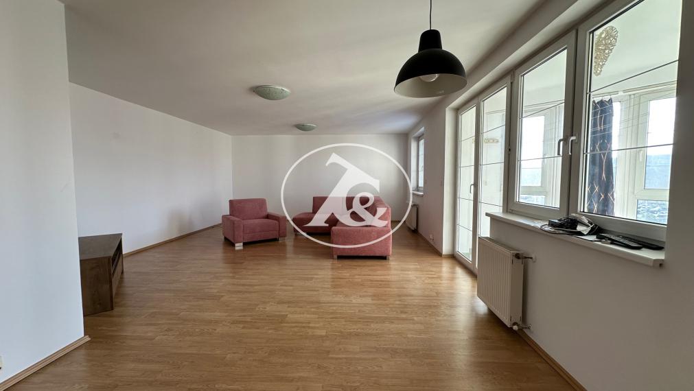 TOP ponuka: 3-izbový byt s 2 loggiami – Lamač, Bakošova ul.