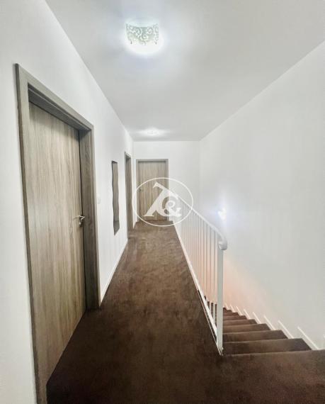 Rodinný dom, ktorý má všetko: priestor, záhradu, parking aj kľud pre rodinné bývanie