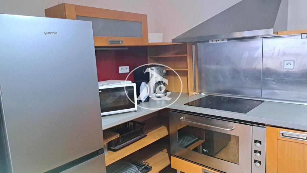 PRÍJEMNÝ TICHÝ 2-IZB.BYT V NOVOSTAVBE NA TOMAŠIKOVEJ UL., ZARIADENÝ, LOGGIA