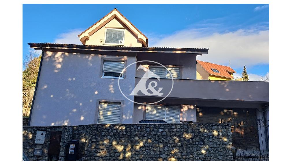 NEBYTOVÝ PRIESTOR V RD V STAROM MESTE, UL.PRI HABÁNSKOM MLYNE, 84 M2