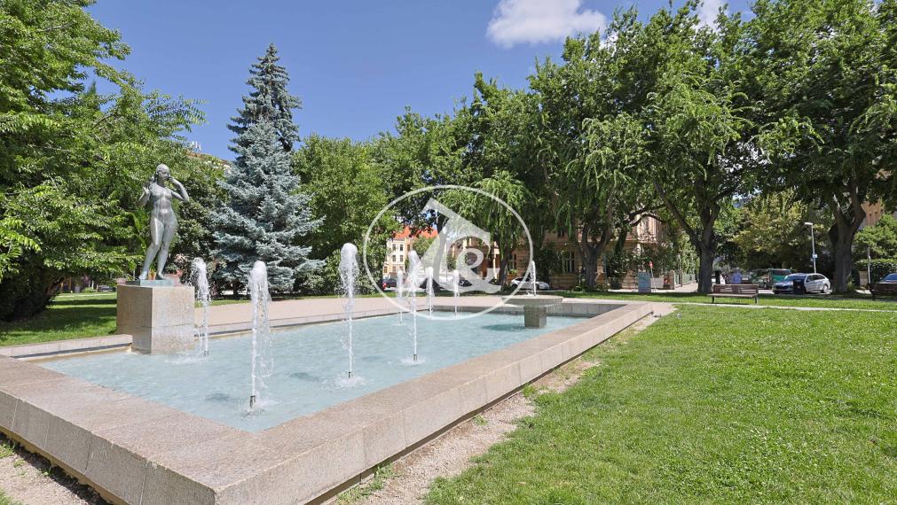 Exkluzívny predaj - Bývajte v srdci Starého Mesta – priestranný 3-izbový byt ideálny na bývanie aj investíciu