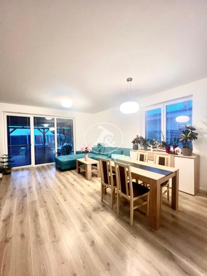 Rodinný dom, ktorý má všetko: priestor, záhradu, parking aj kľud pre rodinné bývanie