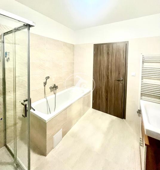 Rodinný dom, ktorý má všetko: priestor, záhradu, parking aj kľud pre rodinné bývanie