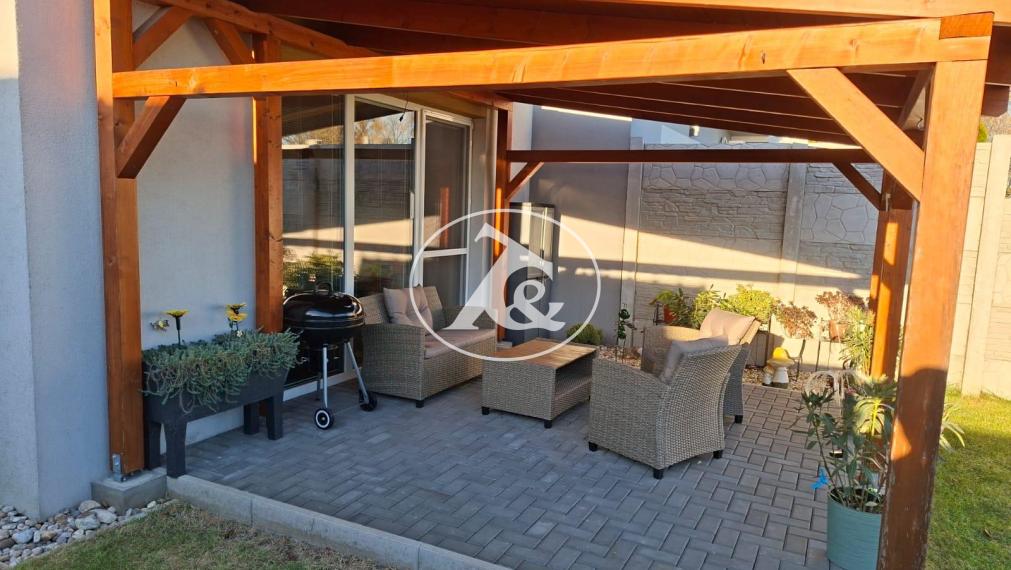 Rodinný dom, ktorý má všetko: priestor, záhradu, parking aj kľud pre rodinné bývanie