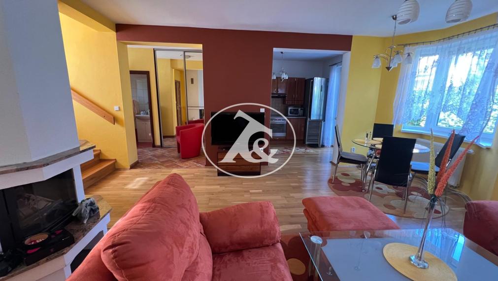 PRENÁJOM NÁDHERNÉHO 4,5-IZB. 2-PODLAŽNÉHO RODINNÉHO DOMU S GARÁŽOU A ZÁHRADOU V TICHOM PROSTREDÍ (CHORVÁTSKY GROB)