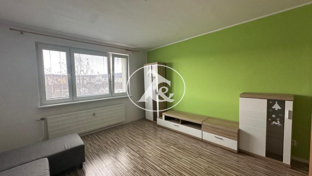 Prenájom: 1 izbový byt na 5. posch. v  tichej lokalite na  Studenohorskej ul. v Lamači