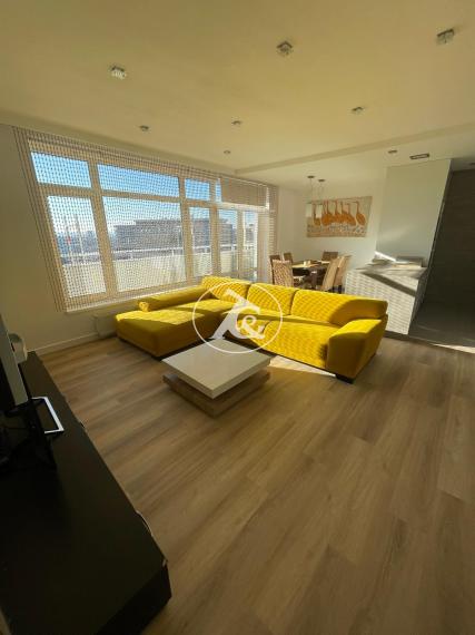 Prenájom moderného 2-izbového bytu s terasou a parkovaním