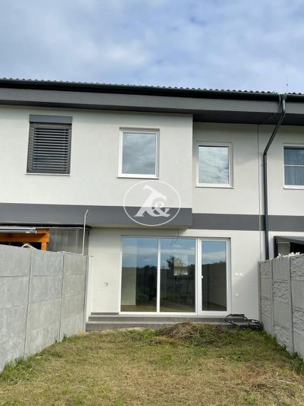 Rodinný dom s atmosférou vidieckeho bývania